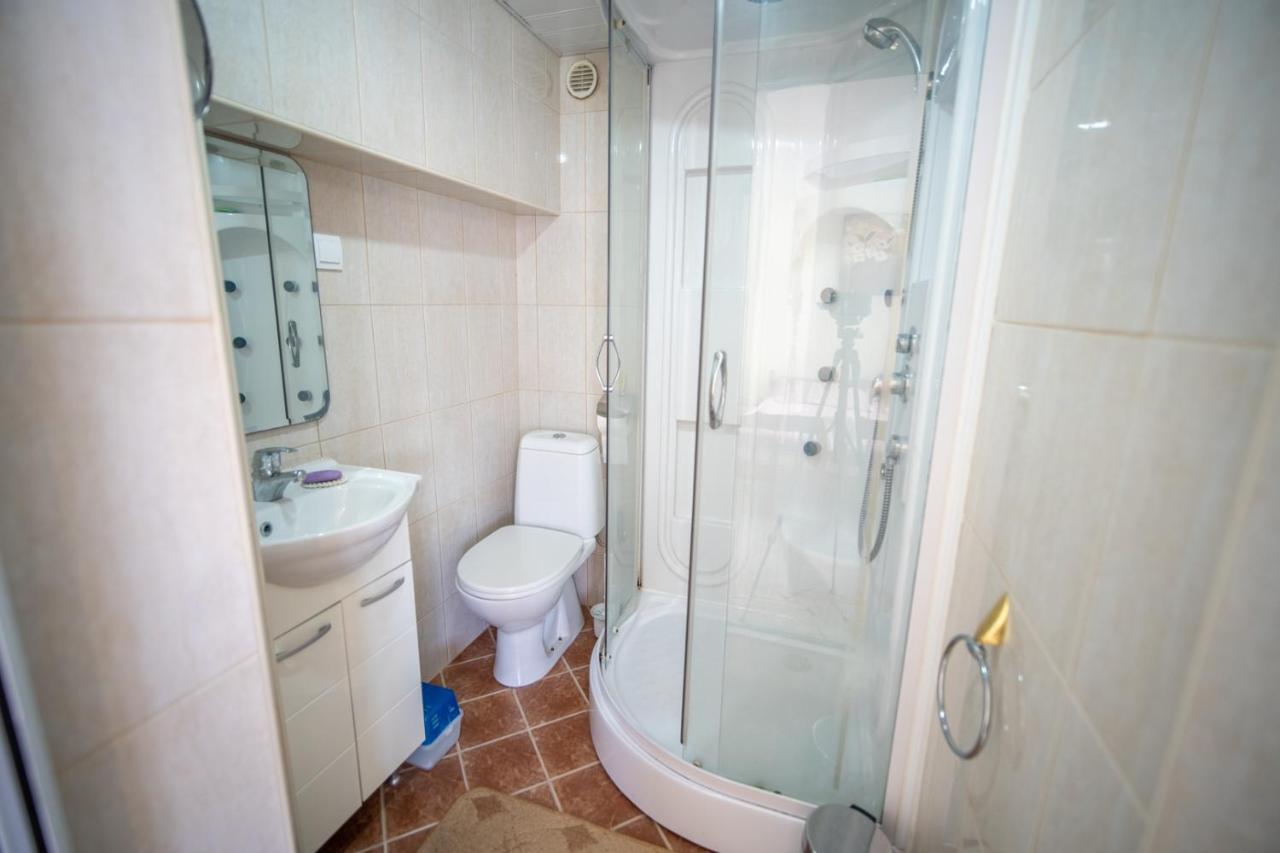 Ari Apartments Krasići Eksteriør billede