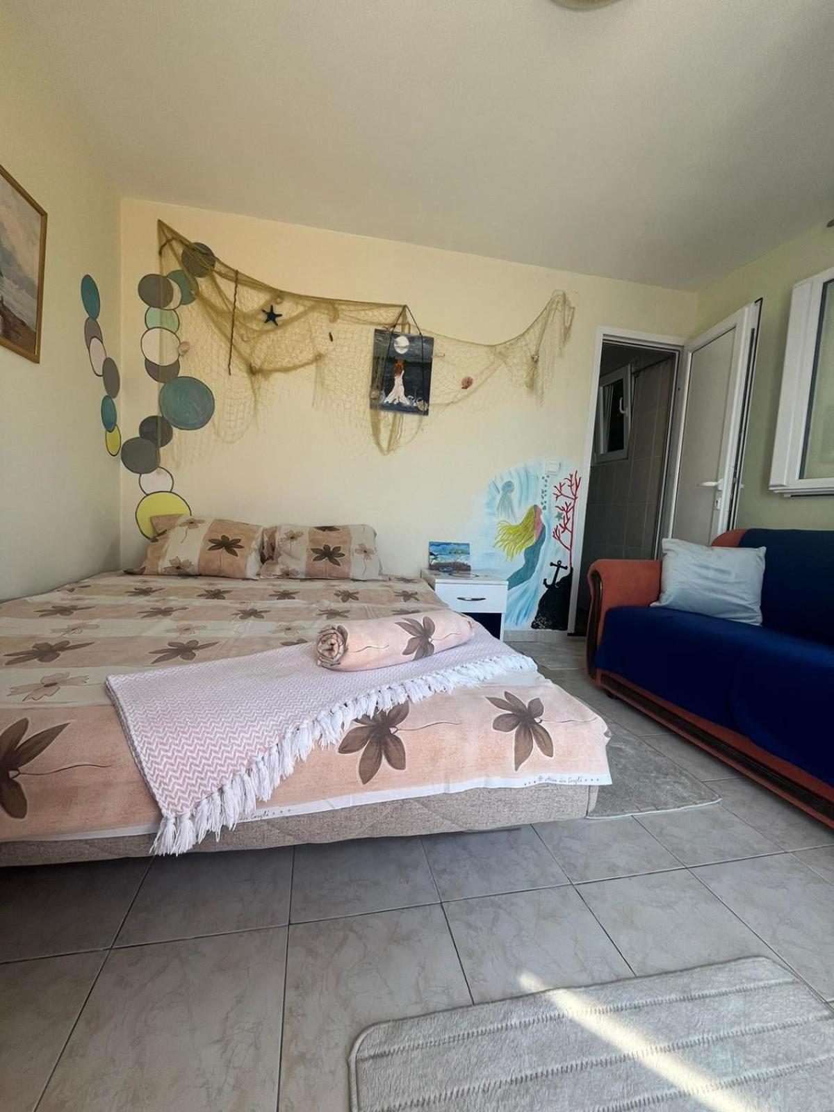 Ari Apartments Krasići Eksteriør billede